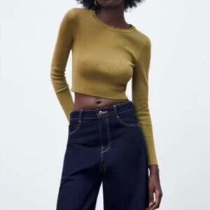 ZARA Basic Ribbed Knit Crop Top – Olive (Cool-Toned)